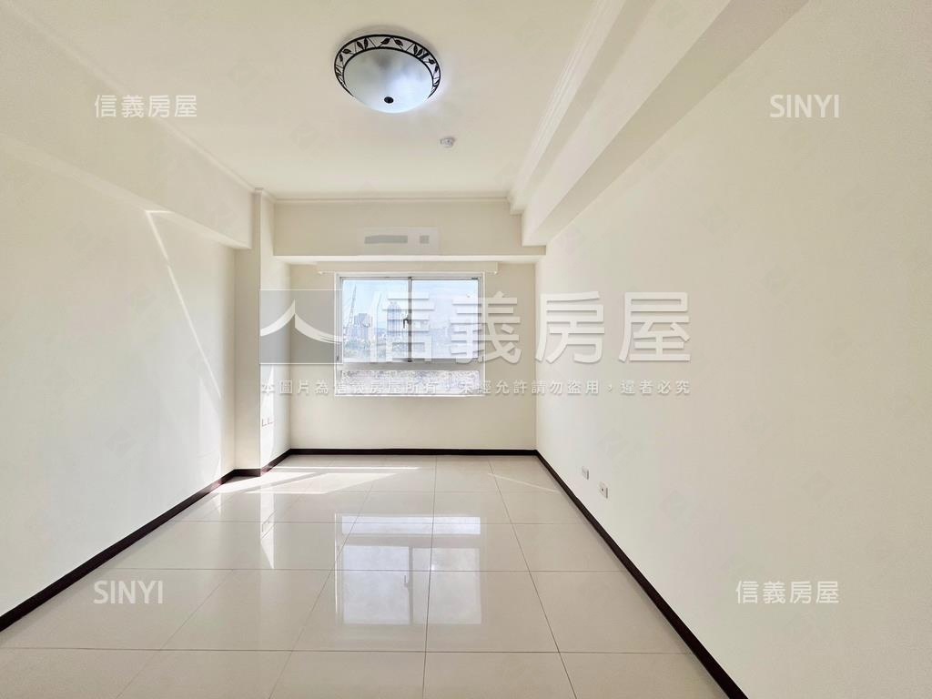 爵士悅外棟視野美三房房屋室內格局與周邊環境