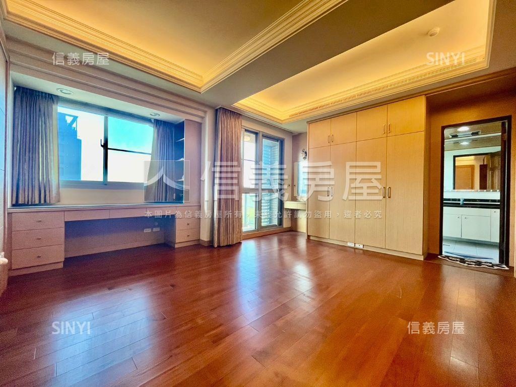 山河雙景四房雙車位尊榮宅房屋室內格局與周邊環境