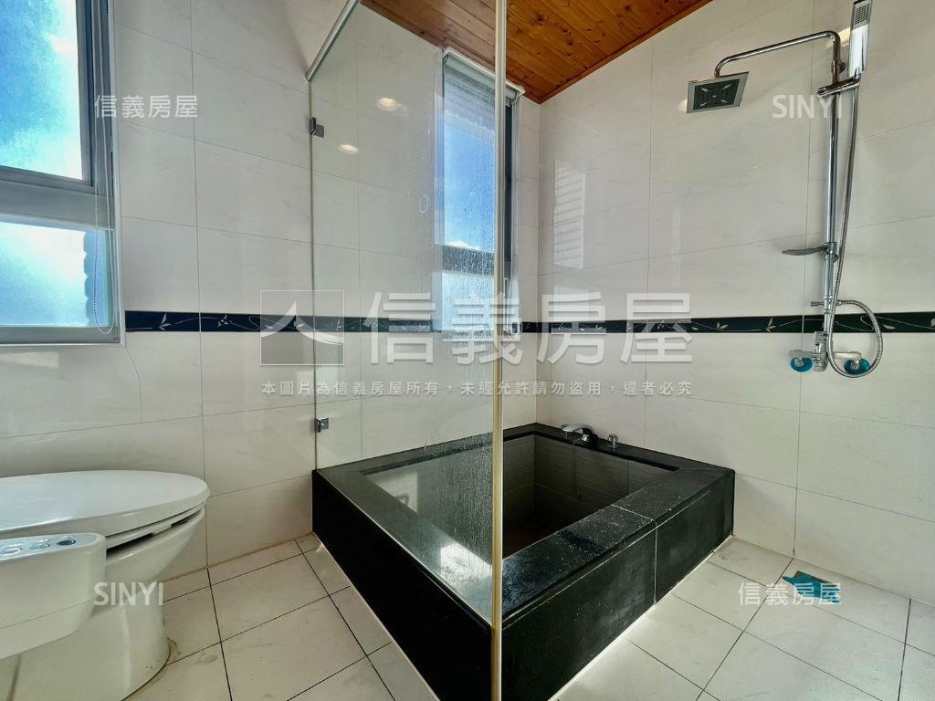 山河雙景四房雙車位尊榮宅房屋室內格局與周邊環境