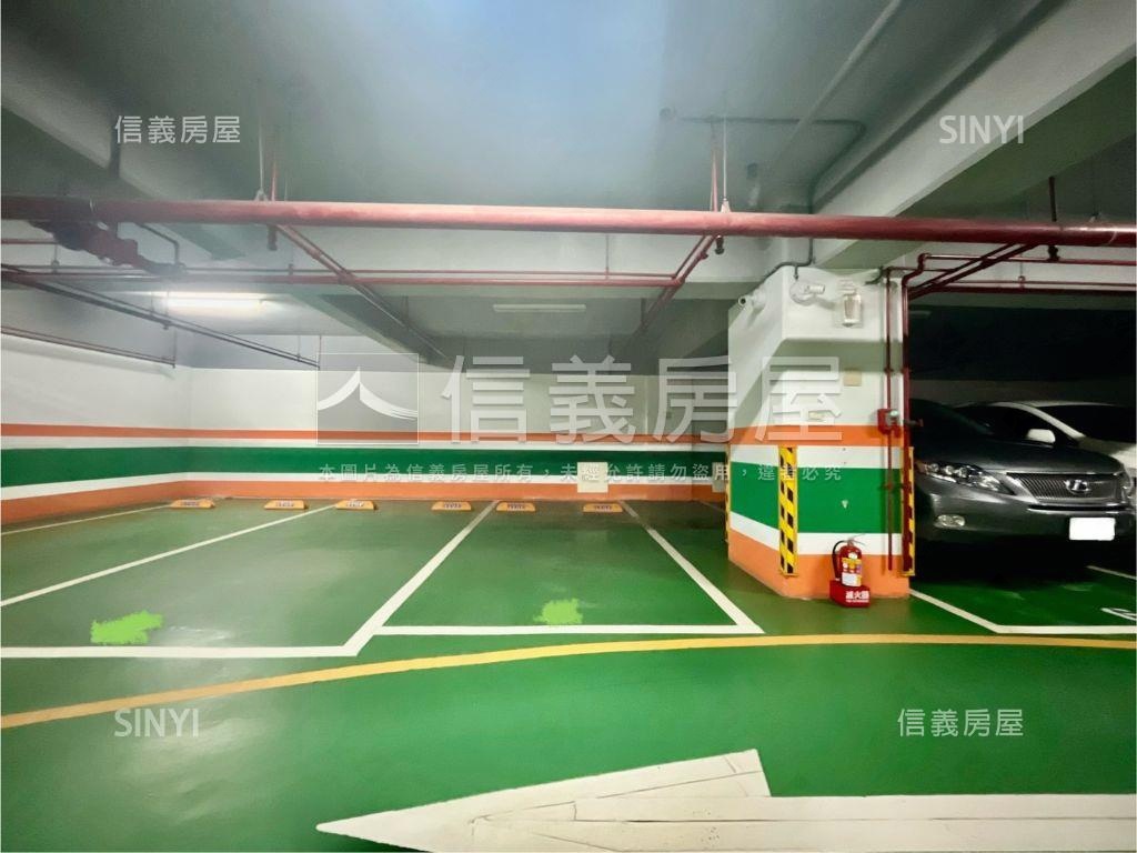 山河雙景四房雙車位尊榮宅房屋室內格局與周邊環境