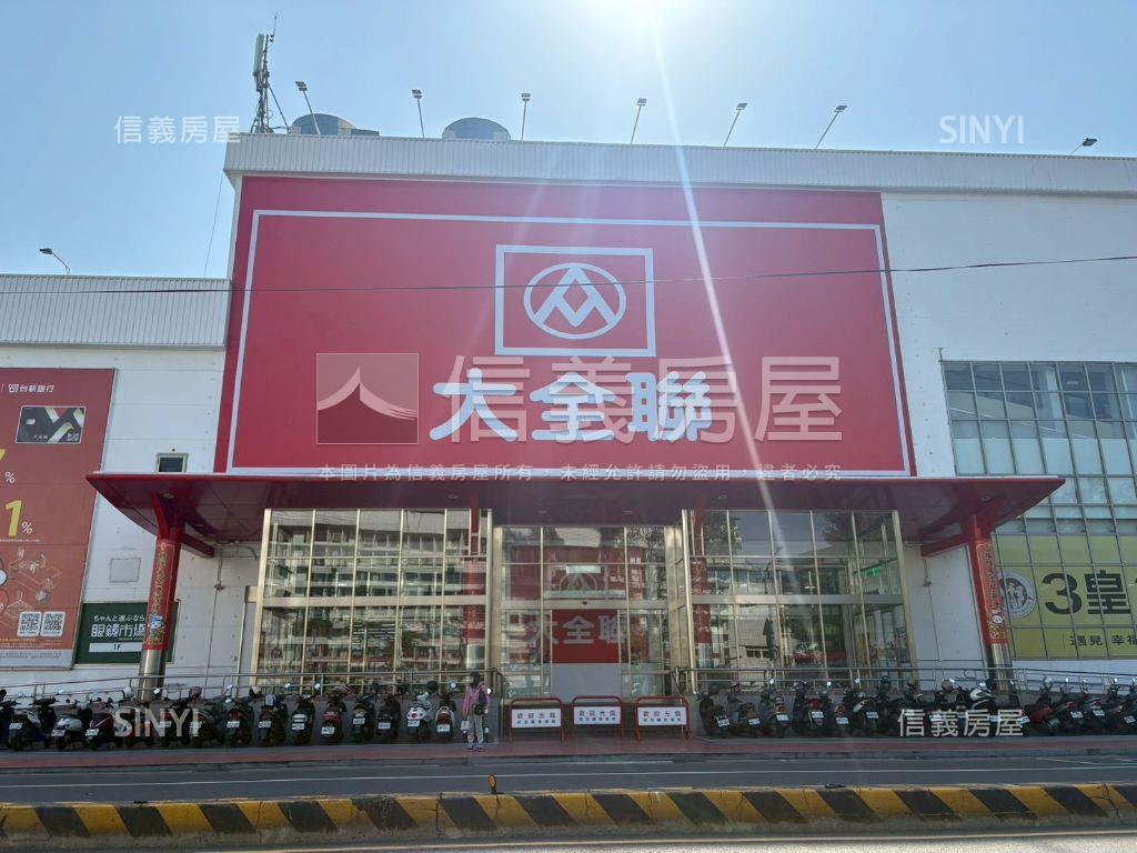 站前ＣＡＳＡ次頂樓質感宅房屋室內格局與周邊環境