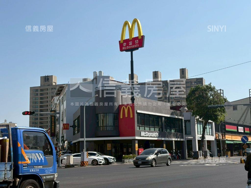 站前ＣＡＳＡ次頂樓質感宅房屋室內格局與周邊環境