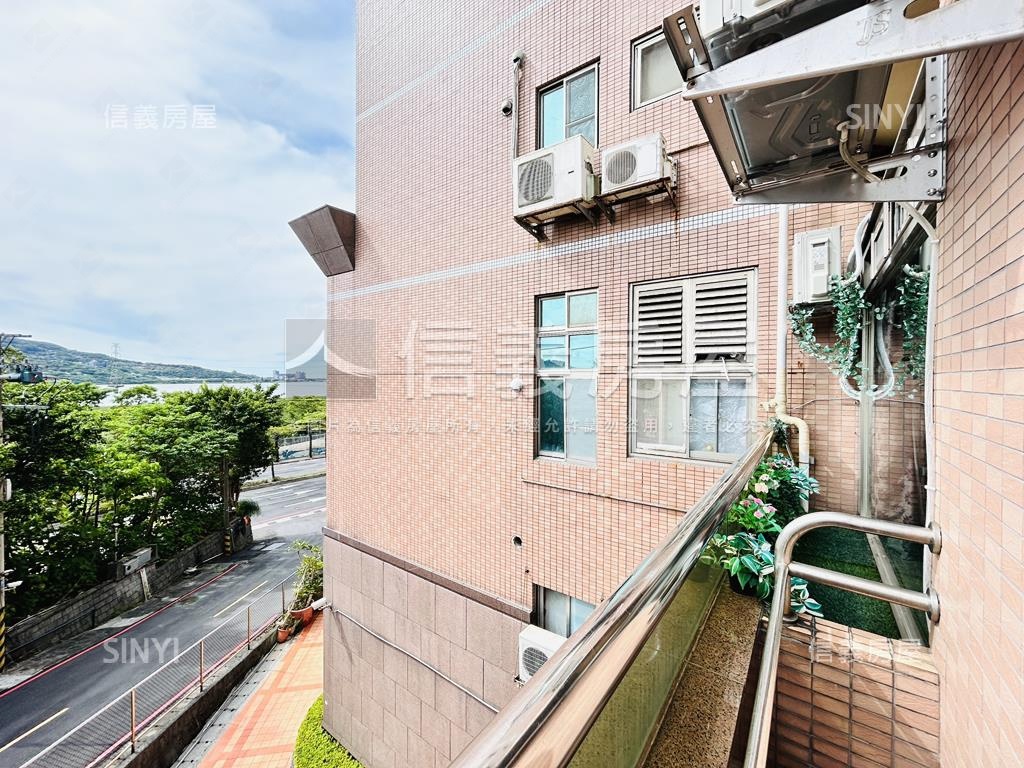 康和光輝全家福房屋室內格局與周邊環境