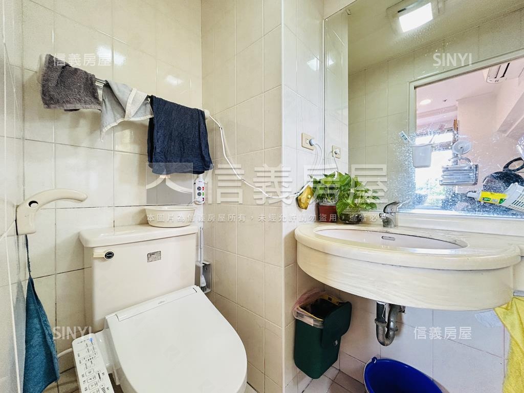 康和光輝全家福房屋室內格局與周邊環境