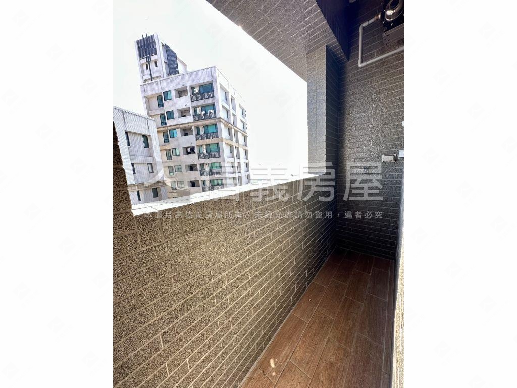 近中科東海商圈兩房附車位房屋室內格局與周邊環境