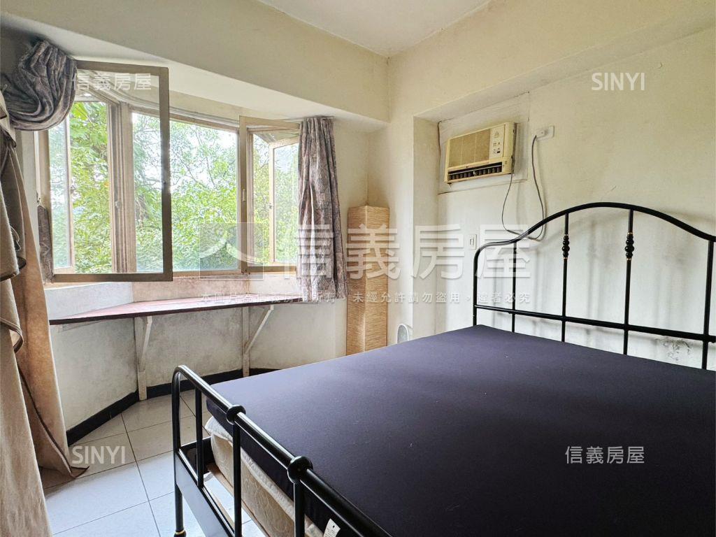 帝景山嵐居電梯兩房車房屋室內格局與周邊環境