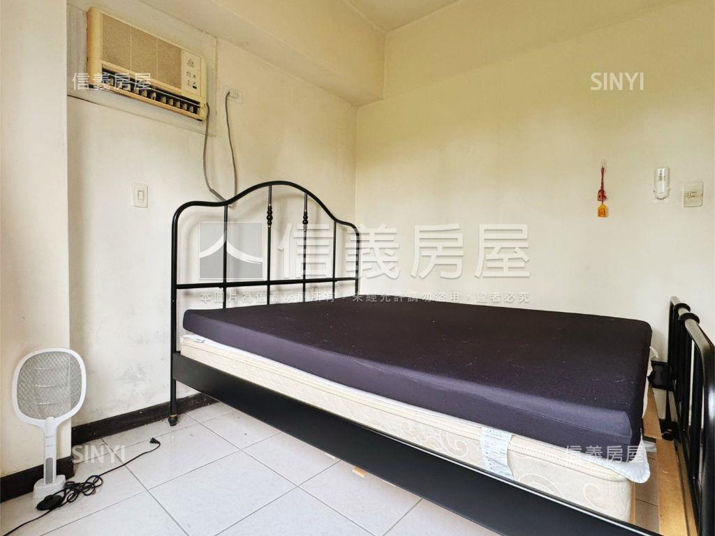 帝景山嵐居電梯兩房車房屋室內格局與周邊環境