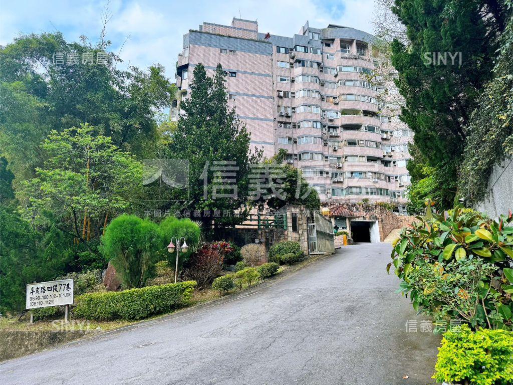 帝景山嵐居電梯兩房車房屋室內格局與周邊環境