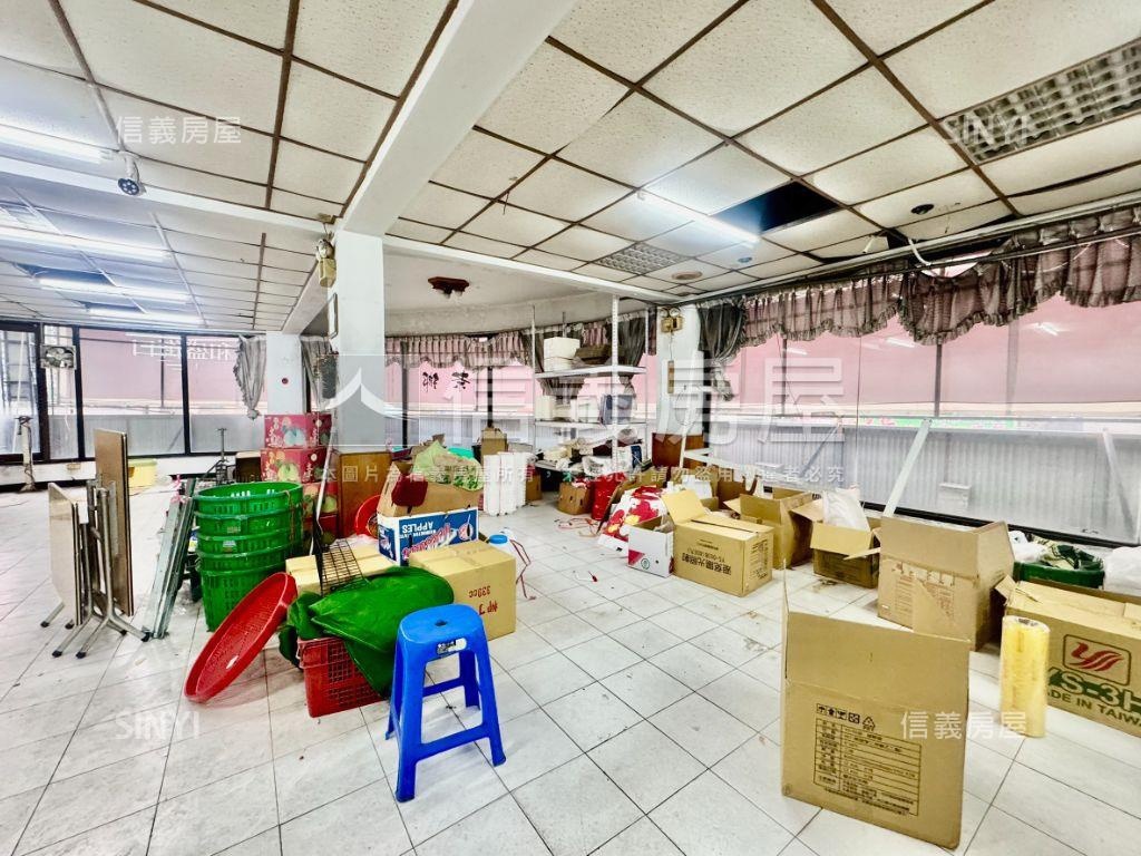 正陽明黃金收租三角窗房屋室內格局與周邊環境