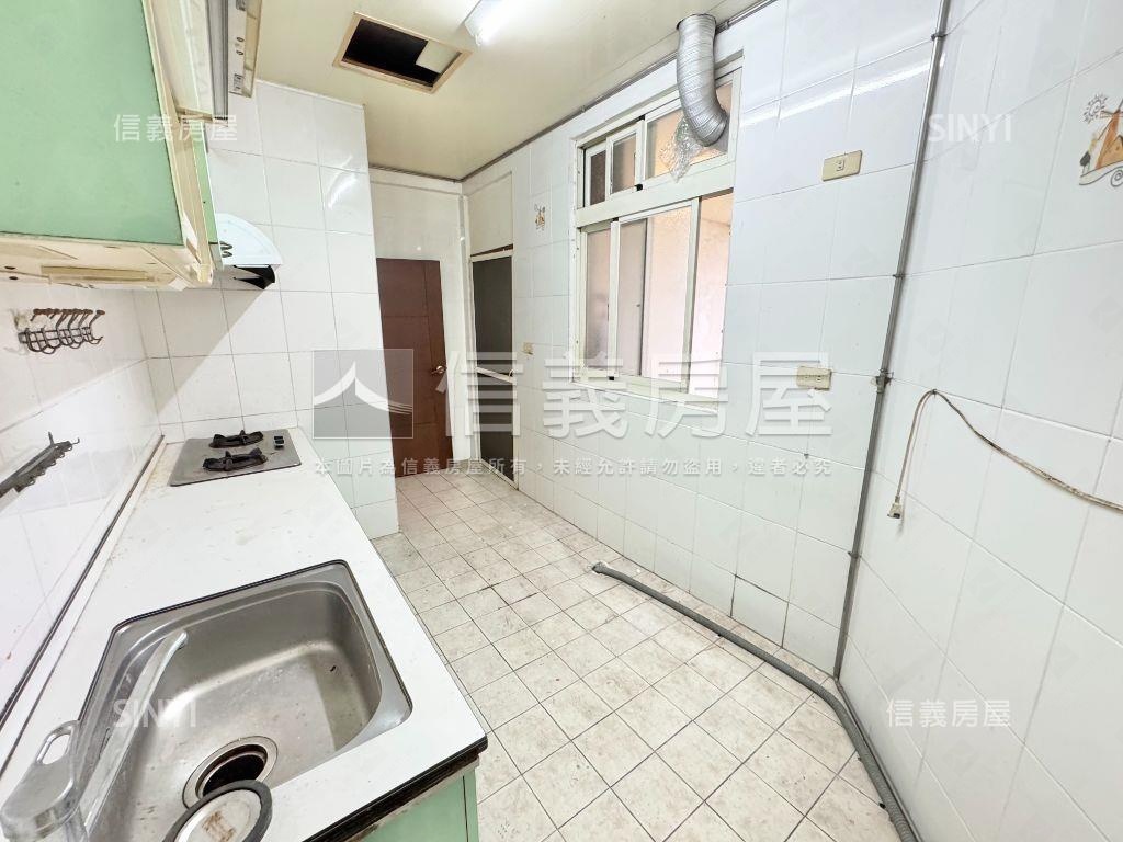 清水三樓公寓房屋室內格局與周邊環境