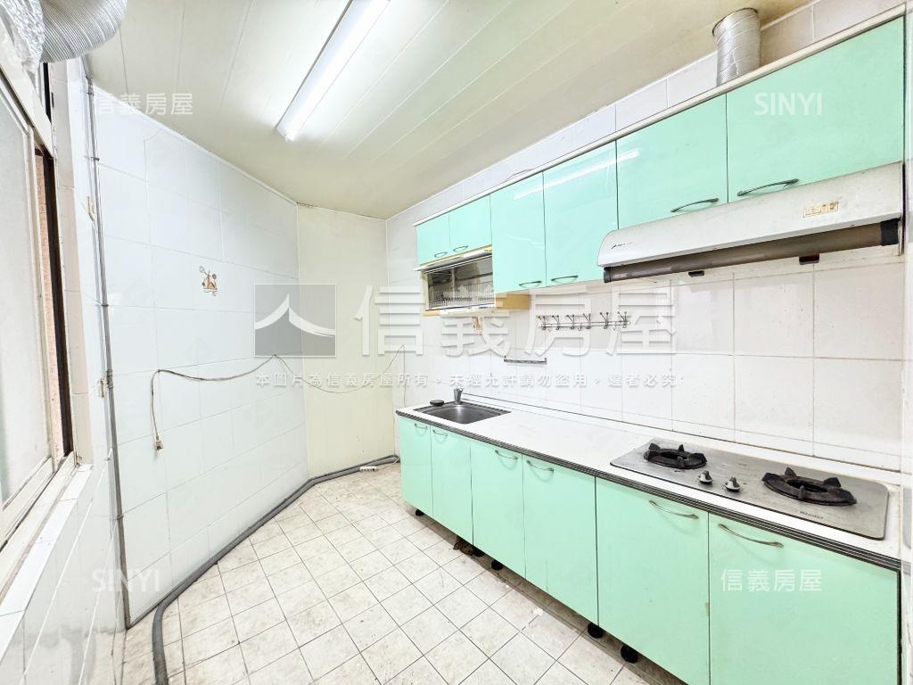 清水三樓公寓房屋室內格局與周邊環境