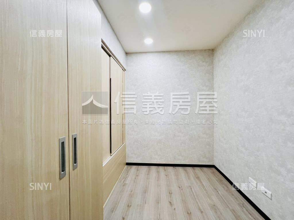 專任華盛頓河景兩房車位房屋室內格局與周邊環境