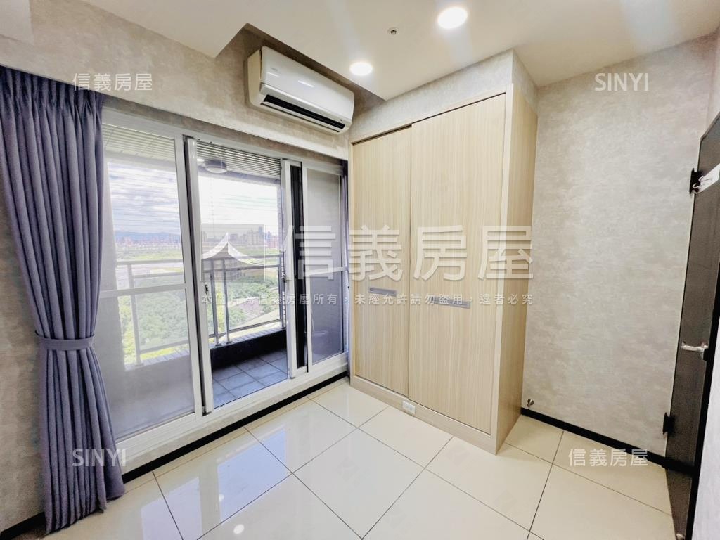 專任華盛頓河景兩房車位房屋室內格局與周邊環境
