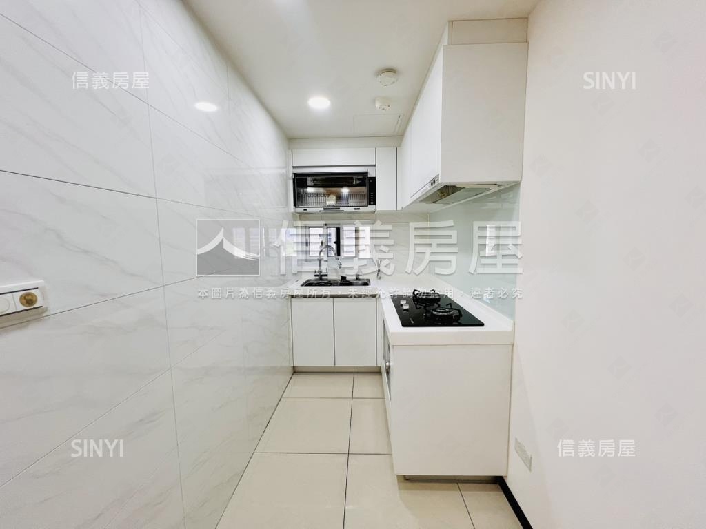 專任華盛頓河景兩房車位房屋室內格局與周邊環境