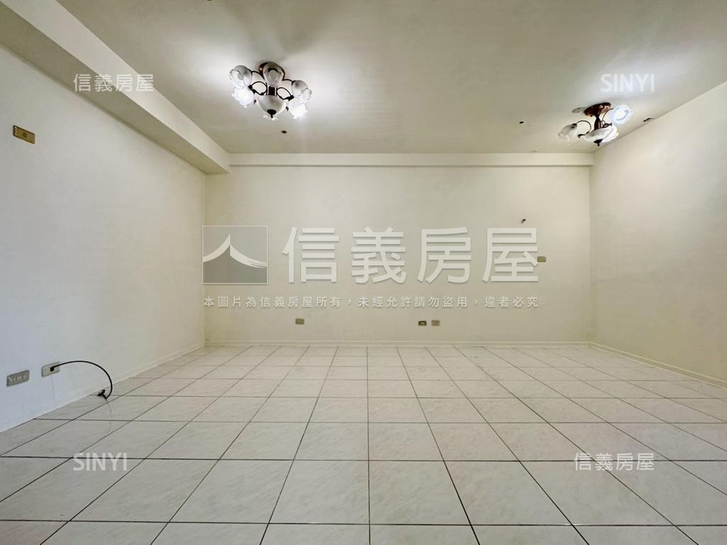 中山醫商圈陽光三房平車房屋室內格局與周邊環境