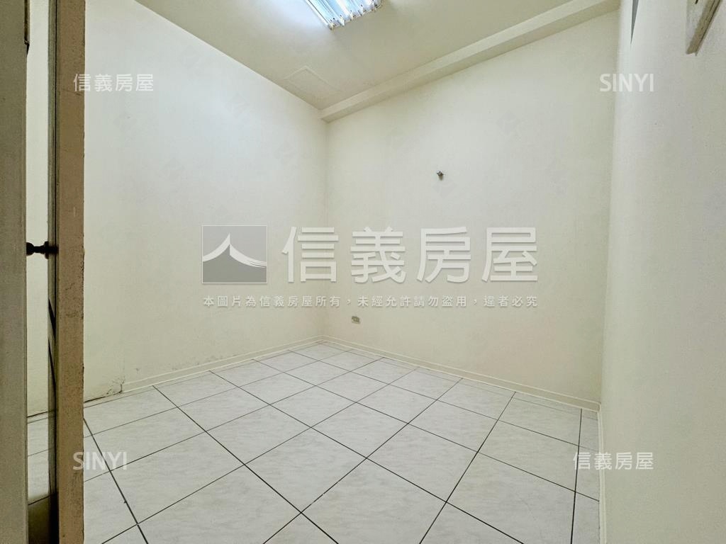中山醫商圈陽光三房平車房屋室內格局與周邊環境