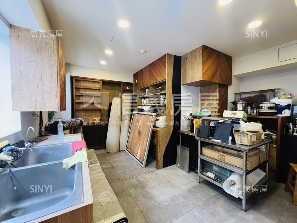 義享天地吸睛面寬金店面房屋室內格局與周邊環境