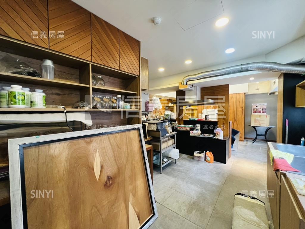 義享天地吸睛面寬金店面房屋室內格局與周邊環境