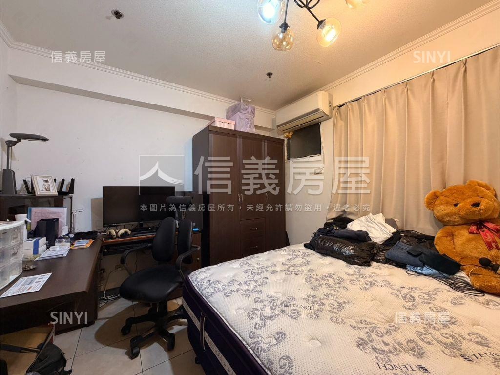 專任車站旁景觀三房車位房屋室內格局與周邊環境