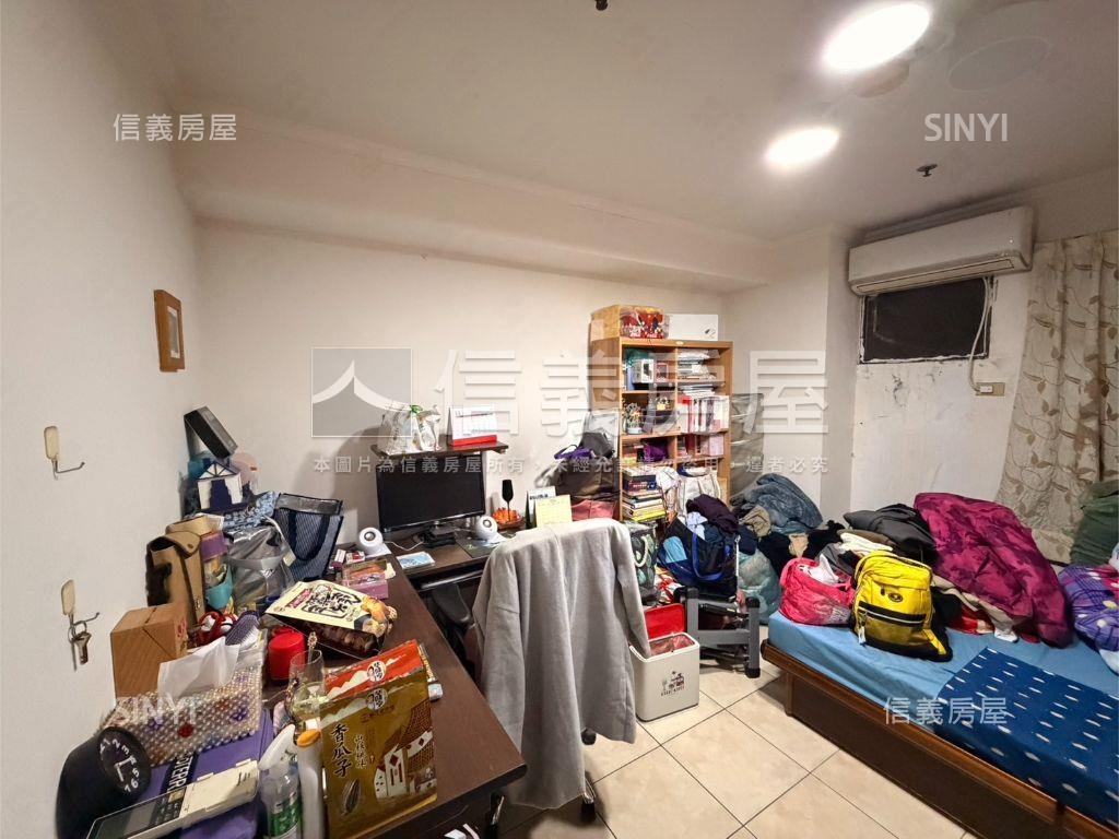 專任車站旁景觀三房車位房屋室內格局與周邊環境