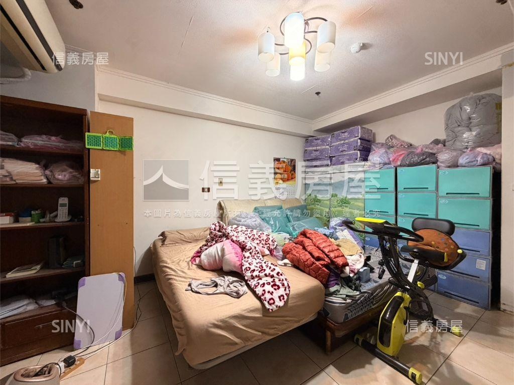 專任車站旁景觀三房車位房屋室內格局與周邊環境