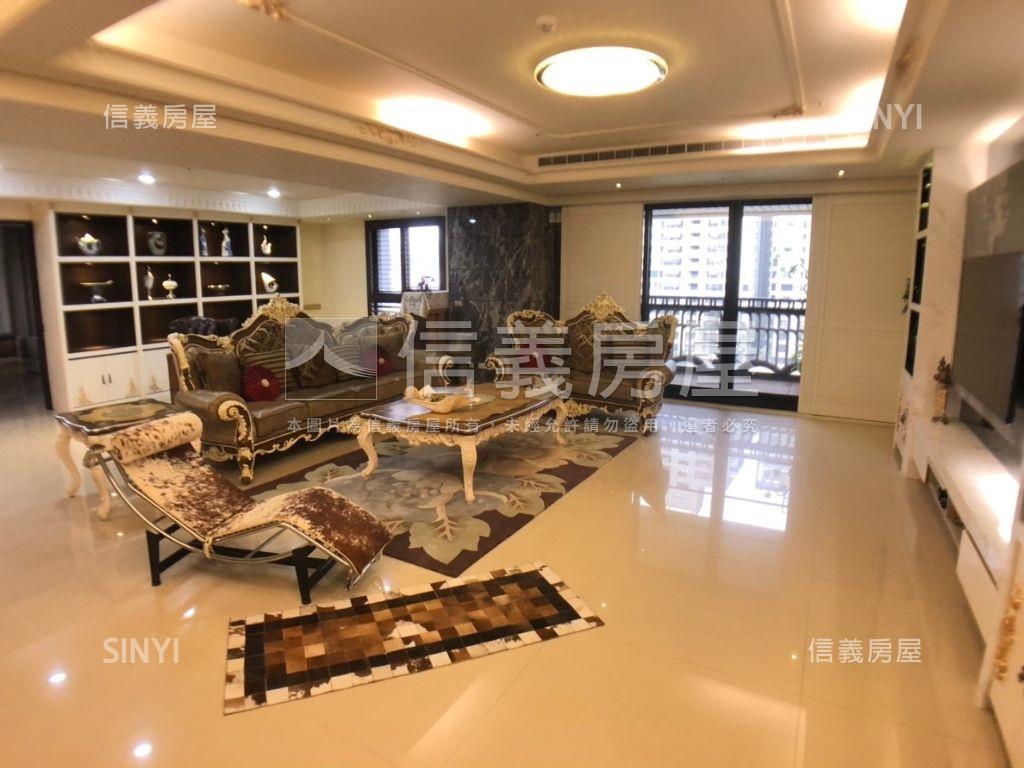 七期質感社區雙平車裝潢戶房屋室內格局與周邊環境