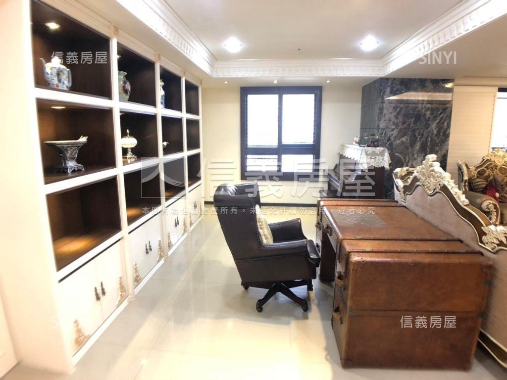 七期質感社區雙平車裝潢戶房屋室內格局與周邊環境