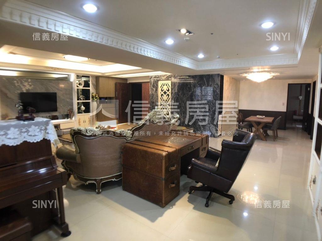 七期質感社區雙平車裝潢戶房屋室內格局與周邊環境