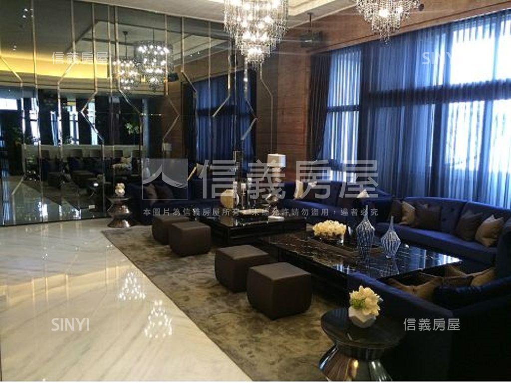 七期質感社區雙平車裝潢戶房屋室內格局與周邊環境