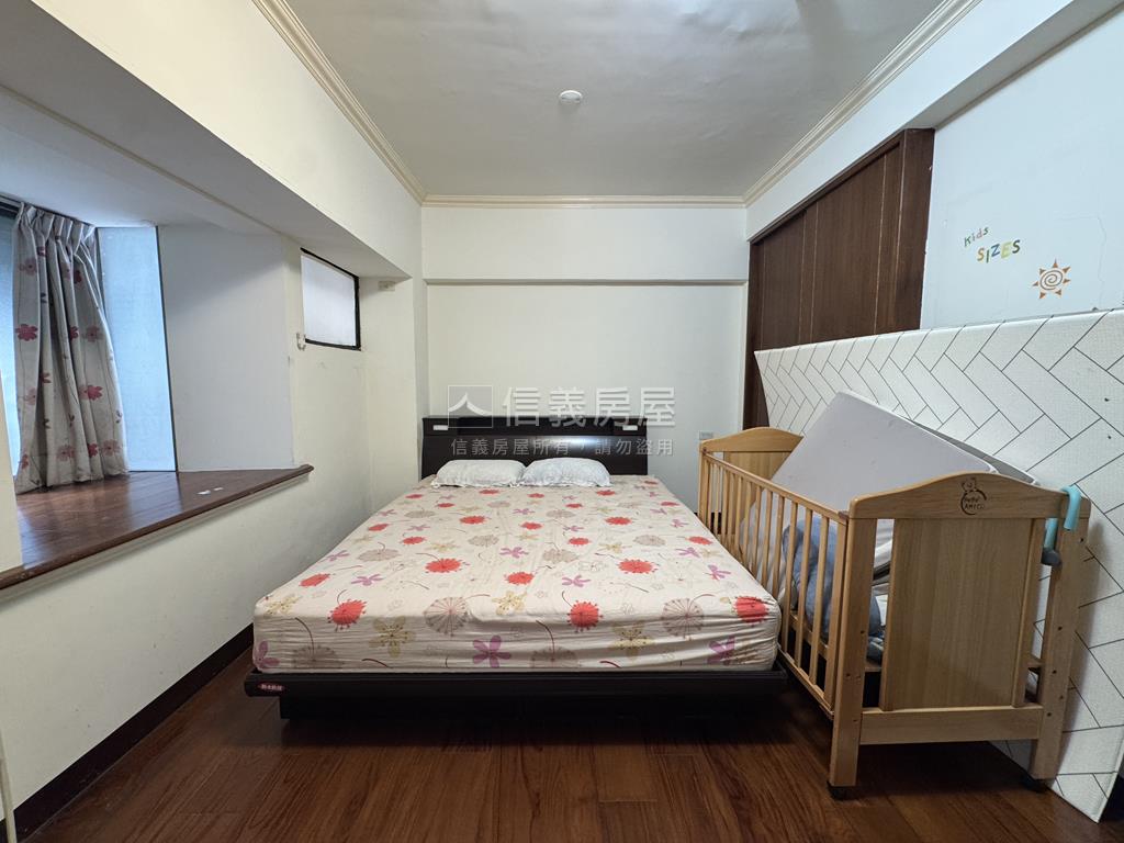 南港國宅高樓美景電梯美宅房屋室內格局與周邊環境