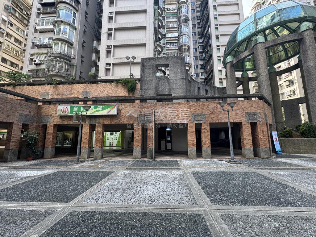 南港國宅高樓美景電梯美宅房屋室內格局與周邊環境