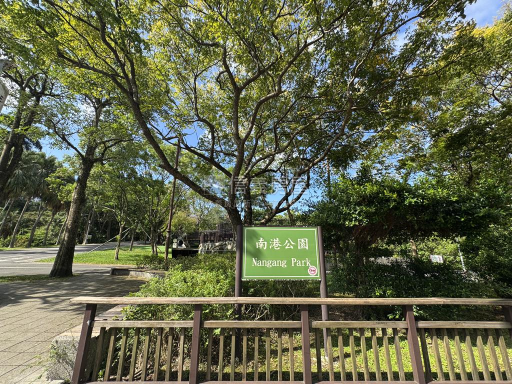 南港國宅高樓美景電梯美宅房屋室內格局與周邊環境