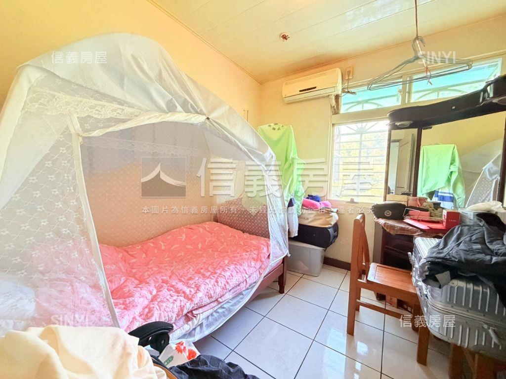 白雞山莊稀有兩房房屋室內格局與周邊環境