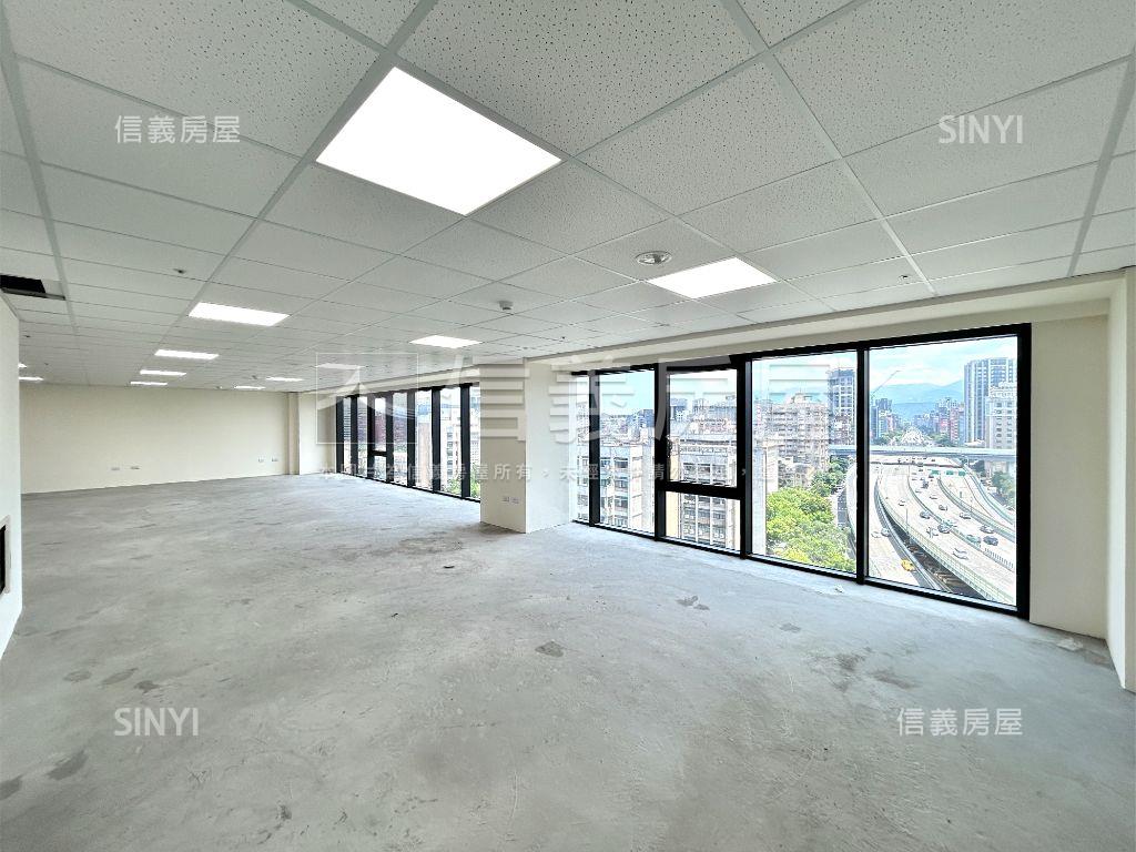 東區９８美景商辦房屋室內格局與周邊環境