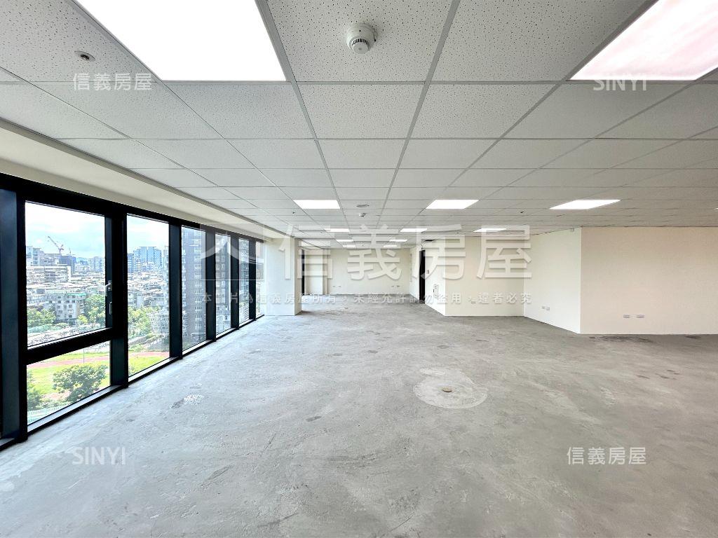 東區９８美景商辦房屋室內格局與周邊環境
