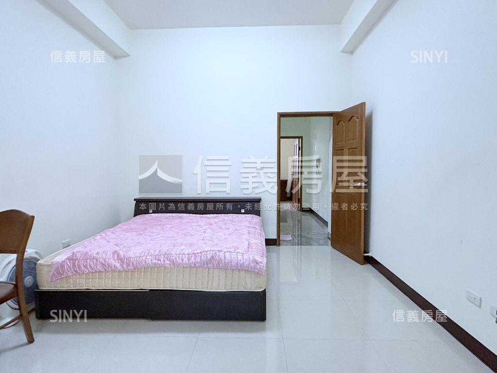 新灣區正路翻新透天房屋室內格局與周邊環境