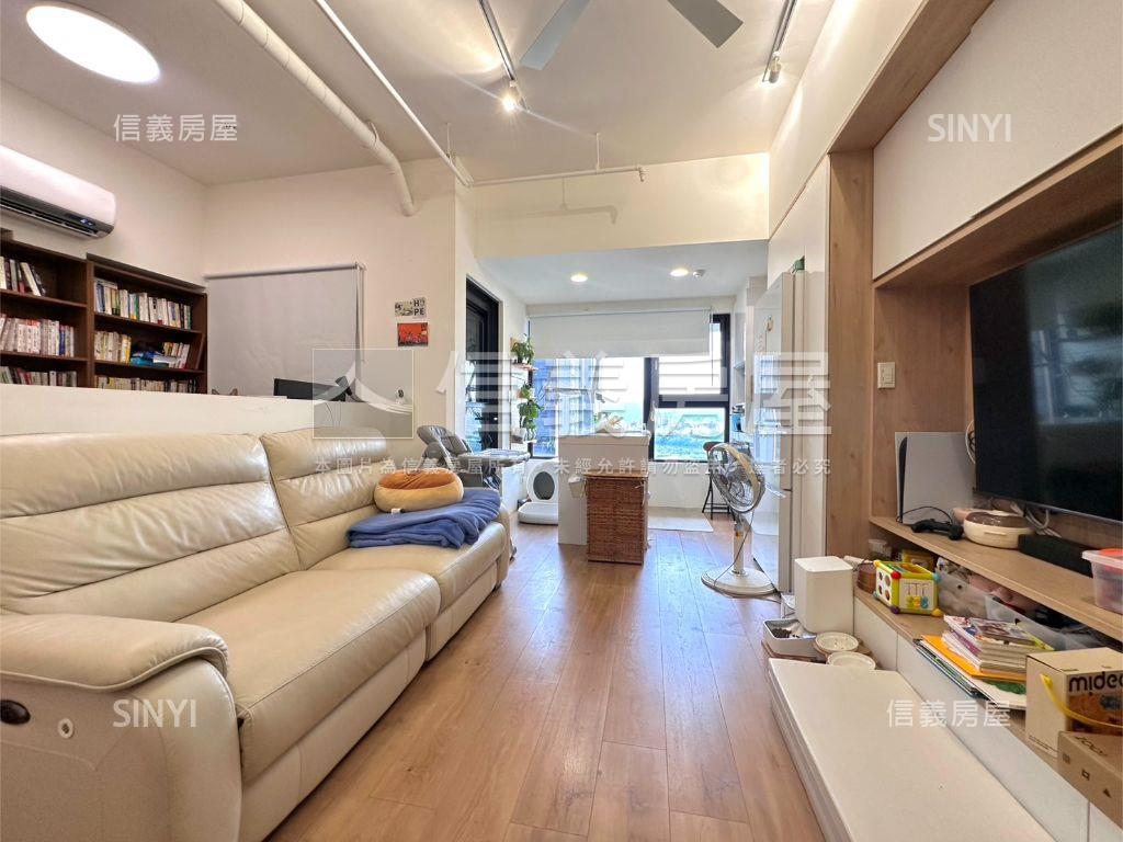 柏克萊高樓景觀兩房車位房屋室內格局與周邊環境