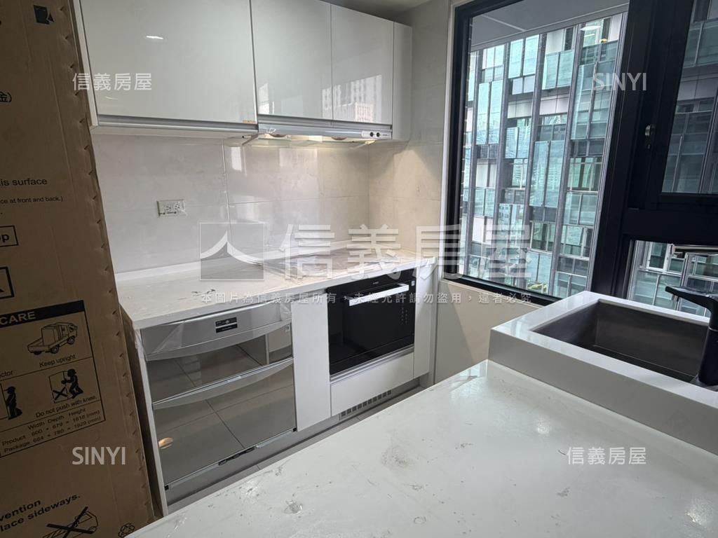 仰星殿兩房車屋主誠意賣房屋室內格局與周邊環境