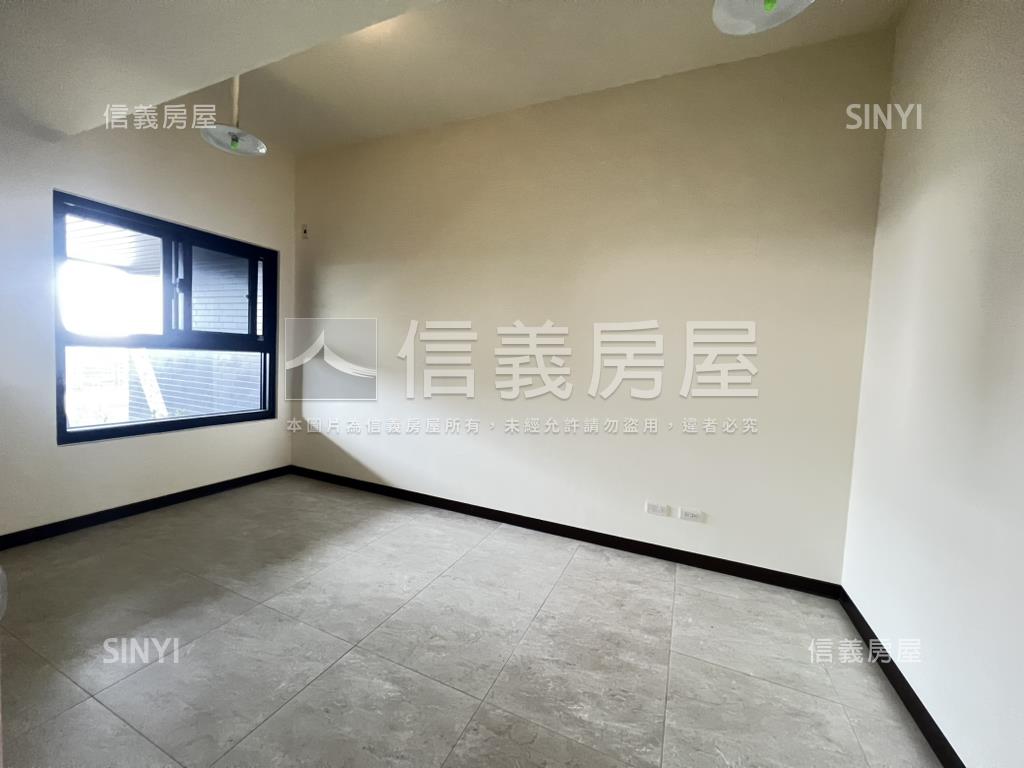 愛情河左岸蔚藍海景首排房屋室內格局與周邊環境