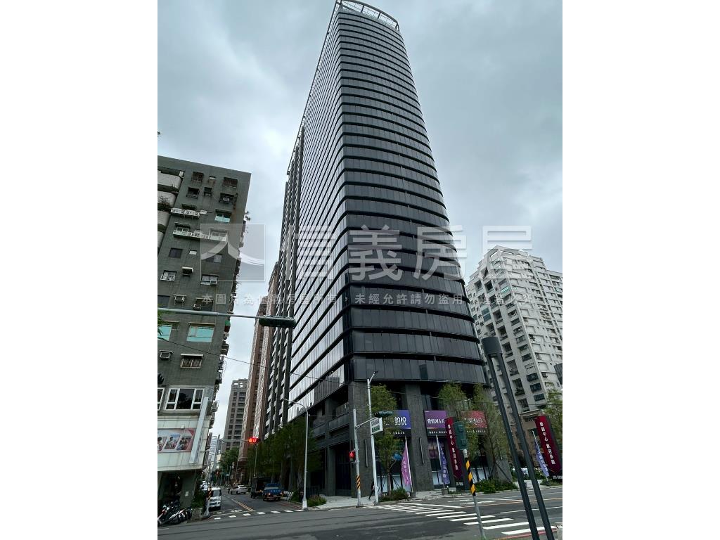 愛情河左岸蔚藍海景首排房屋室內格局與周邊環境