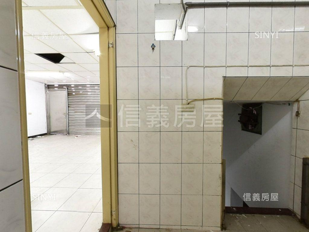 金龍面寬金店面房屋室內格局與周邊環境