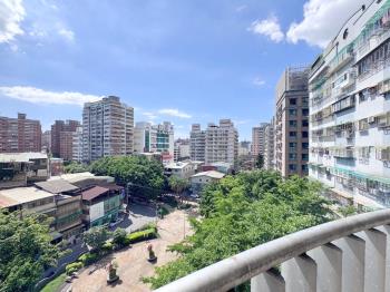 公園富麗綠景三房車位