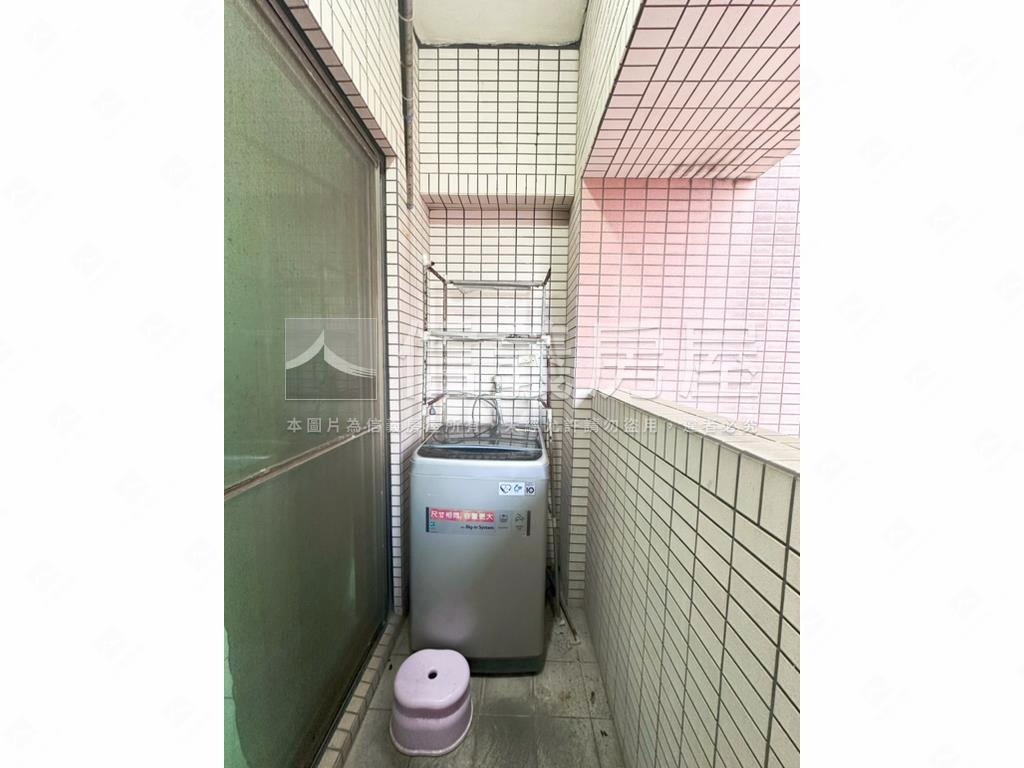 摩天３１美美套房房屋室內格局與周邊環境
