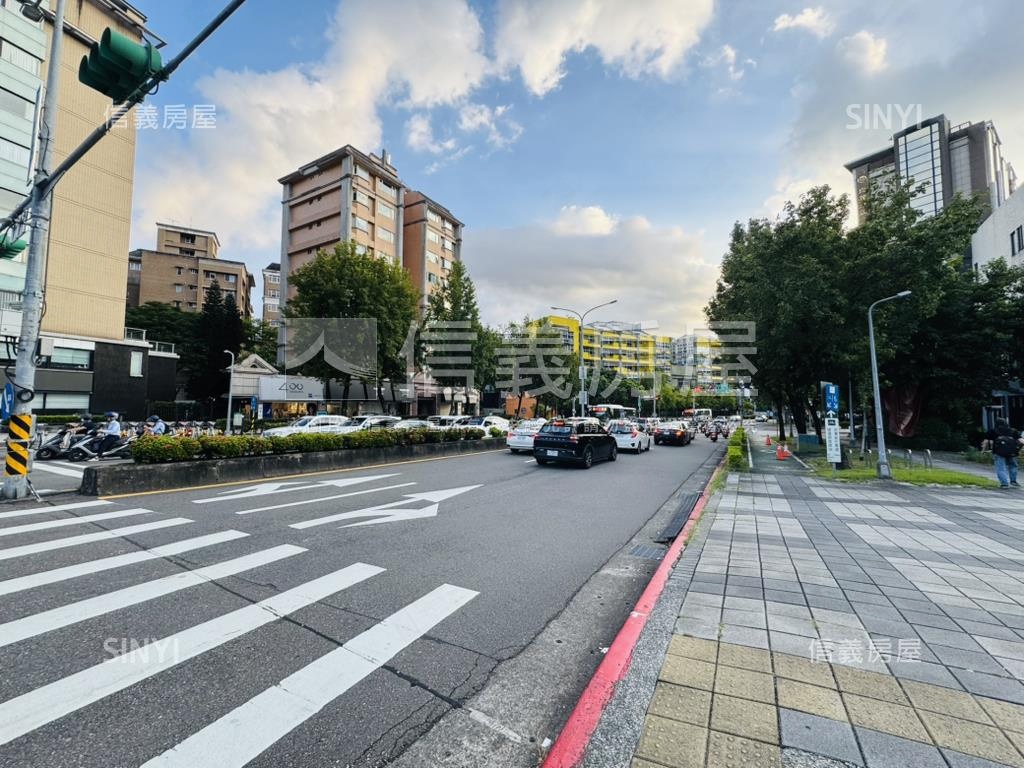 美麗華持分娛樂用地房屋室內格局與周邊環境
