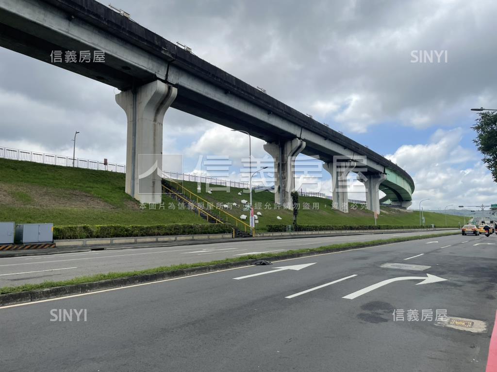 閱河．公園３房車位房屋室內格局與周邊環境