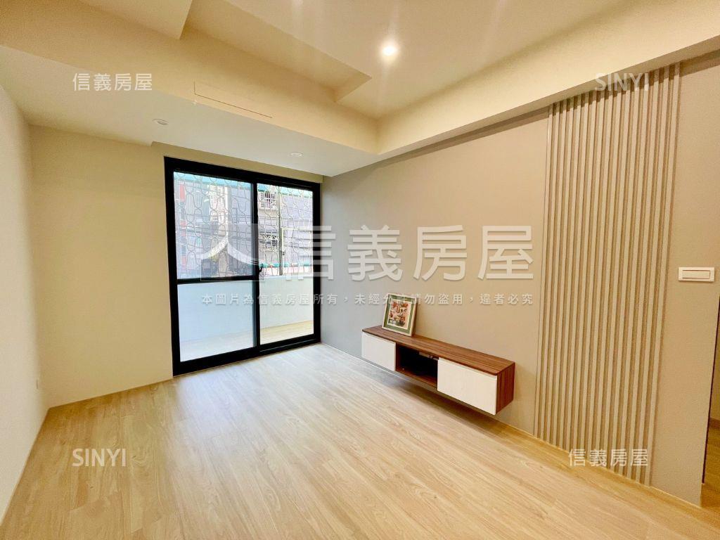 四號公園美妝２樓房屋室內格局與周邊環境