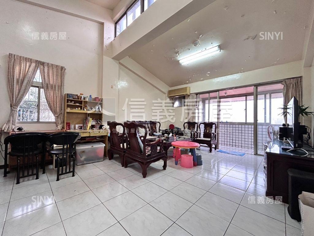 名仕山莊山景好房房屋室內格局與周邊環境