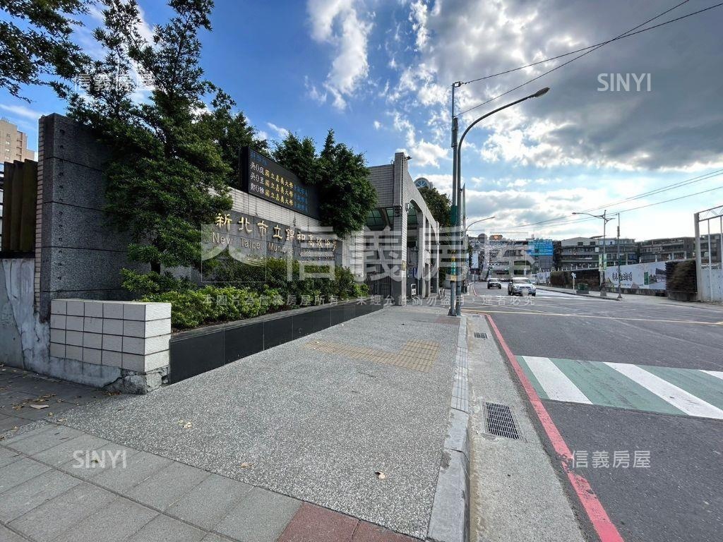 名仕山莊山景好房房屋室內格局與周邊環境