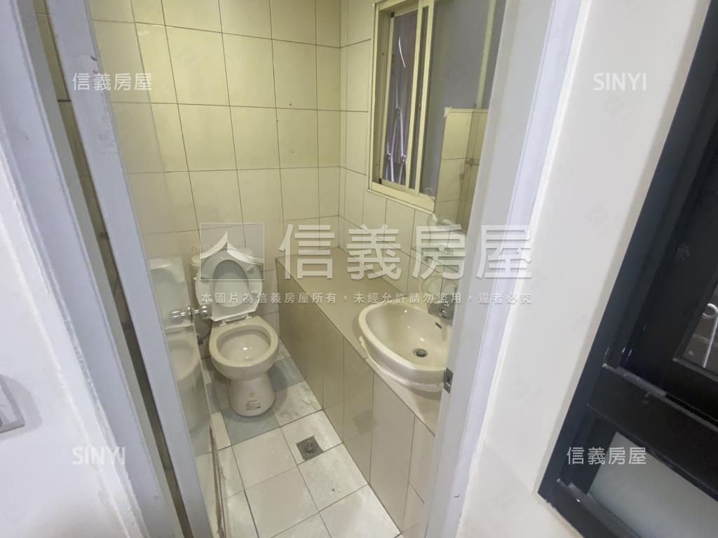 近環球方正好棒房屋室內格局與周邊環境