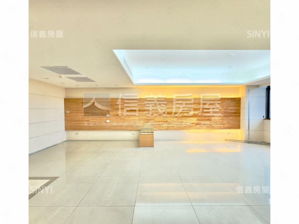 天空之城豪氣景觀戶房屋室內格局與周邊環境